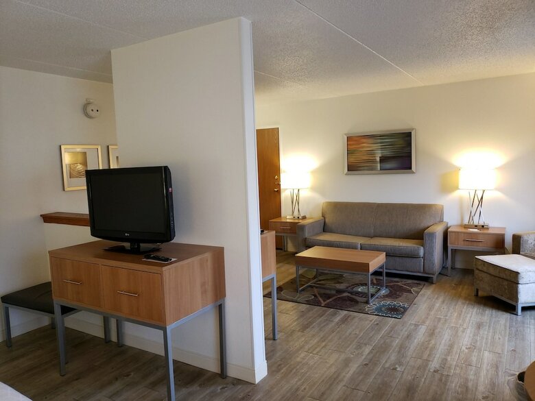 Holiday Inn Express Hotel Pittsburgh-north/harmarville