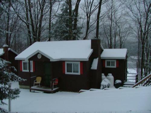 Maple Lodge Cabins