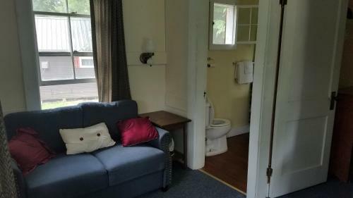 Maple Lodge Cabins