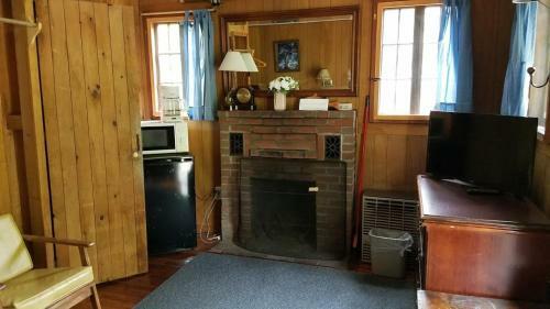 Maple Lodge Cabins