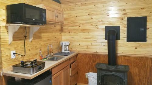 Maple Lodge Cabins