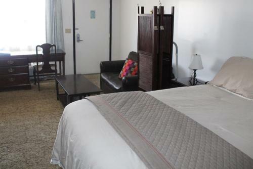 Posada Jim Butler Inn & Suites