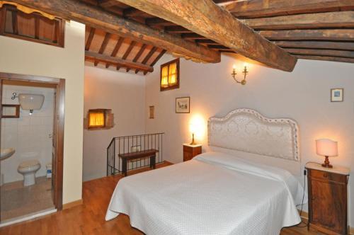 Cortona Apartment Sleeps 18 Pool Air Con Wifi