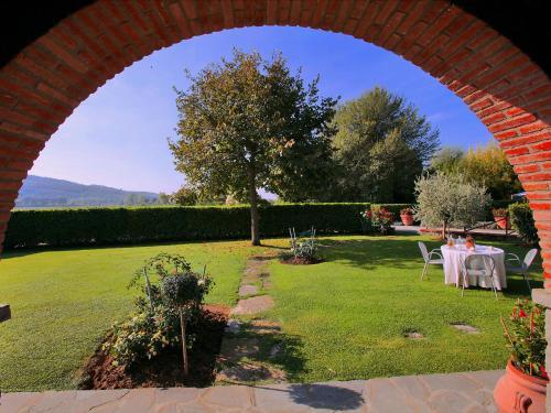 Spacious Villa In Cortona Tuscany With Swimming Pool