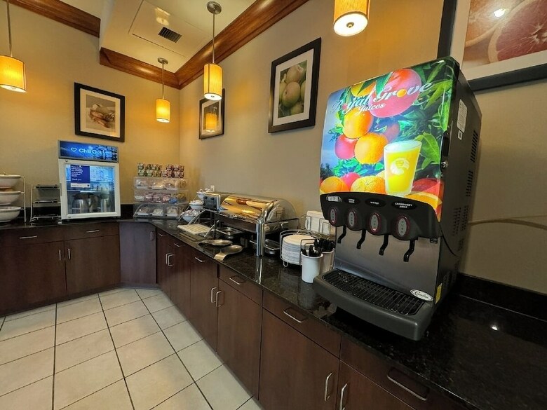 Hotel Comfort Inn & Suites Lexington Park