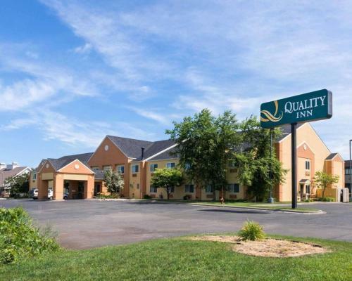 Hotel Quality Inn Lakeville