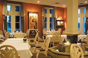 Hotel Chateau Elan Winery & Resort