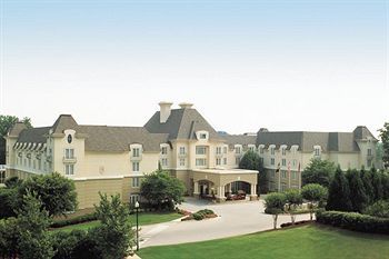 Hotel Chateau Elan Winery & Resort