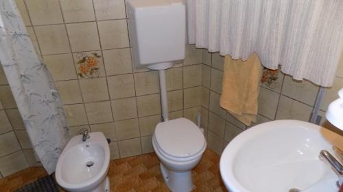 Apartment In Eraclea Mare 25171