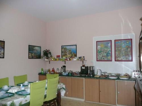 Bed & Breakfast Garden House