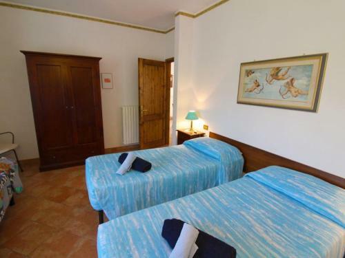 Fattoria Spedaletto Villa Sleeps 8 Pool Wifi