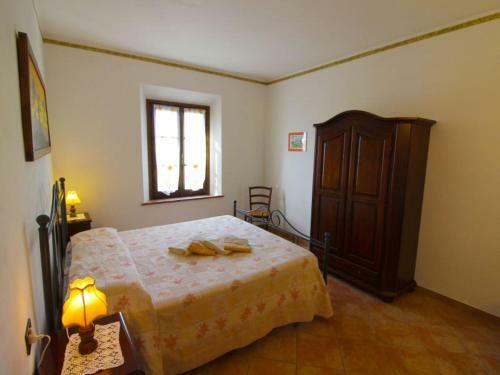 Fattoria Spedaletto Villa Sleeps 8 Pool Wifi