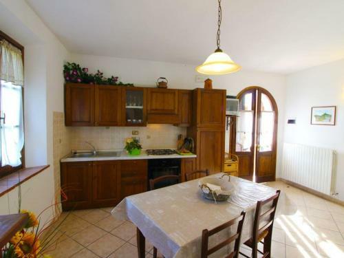 Fattoria Spedaletto Villa Sleeps 8 Pool Wifi