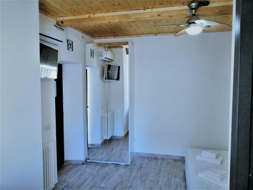 Bed & Breakfast Albachiara Guest House