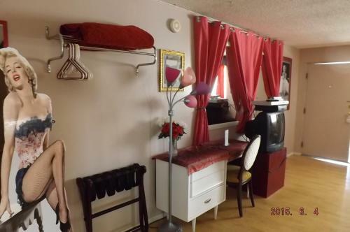 Stagecoach 66 Motel