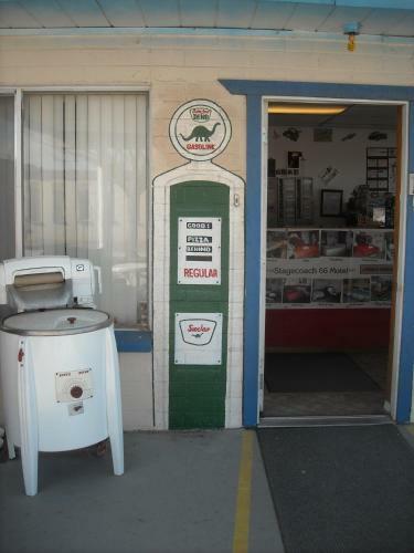 Stagecoach 66 Motel