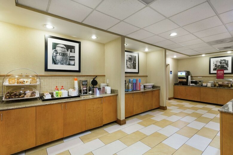 Hotel Hampton Inn Petersburg - Southpark Mall