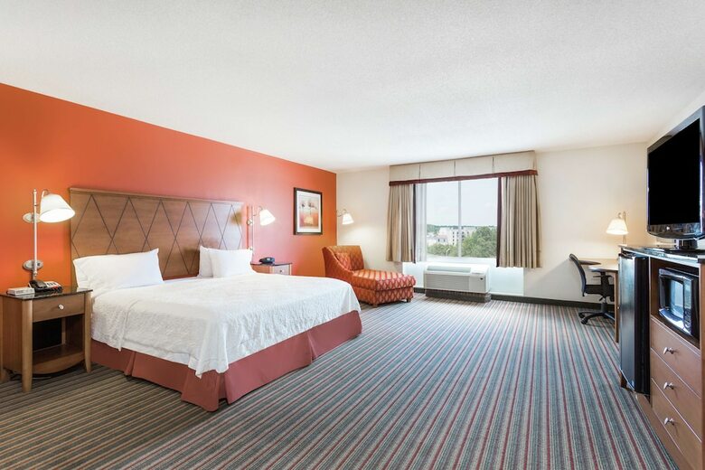 Hotel Hampton Inn Petersburg - Southpark Mall