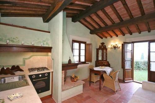 Foiano Della Chiana Villa Sleeps 20 Pool Air Con