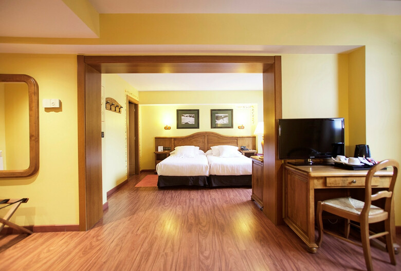 Hotel Ski Plaza