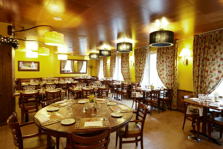 Hotel Ski Plaza