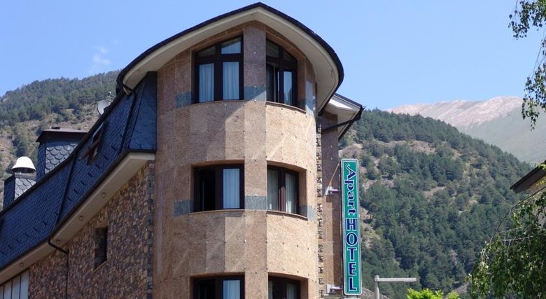 Casa Vella Aparthotel