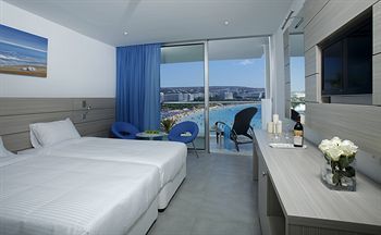 Hotel Limanaki Beach