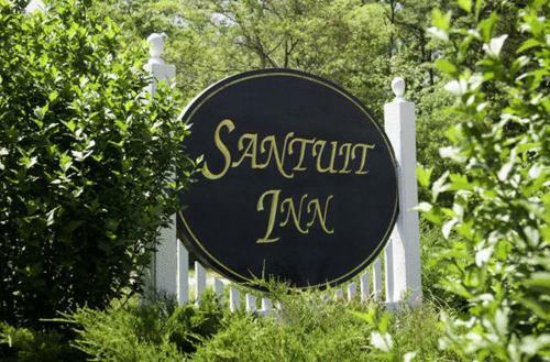 Hotel Santuit Inn