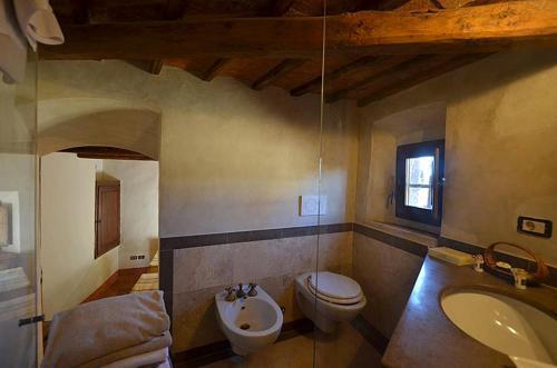 Vertine Villa Sleeps 8 Pool Air Con