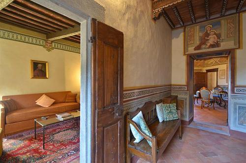 Vertine Villa Sleeps 8 Pool Air Con