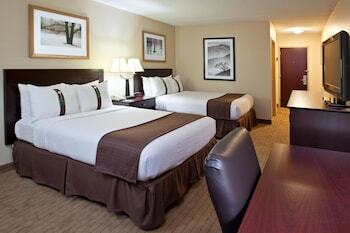 Hotel Holiday Inn Canton-belden Village