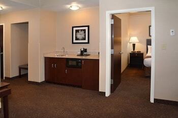 Hotel Holiday Inn Canton-belden Village