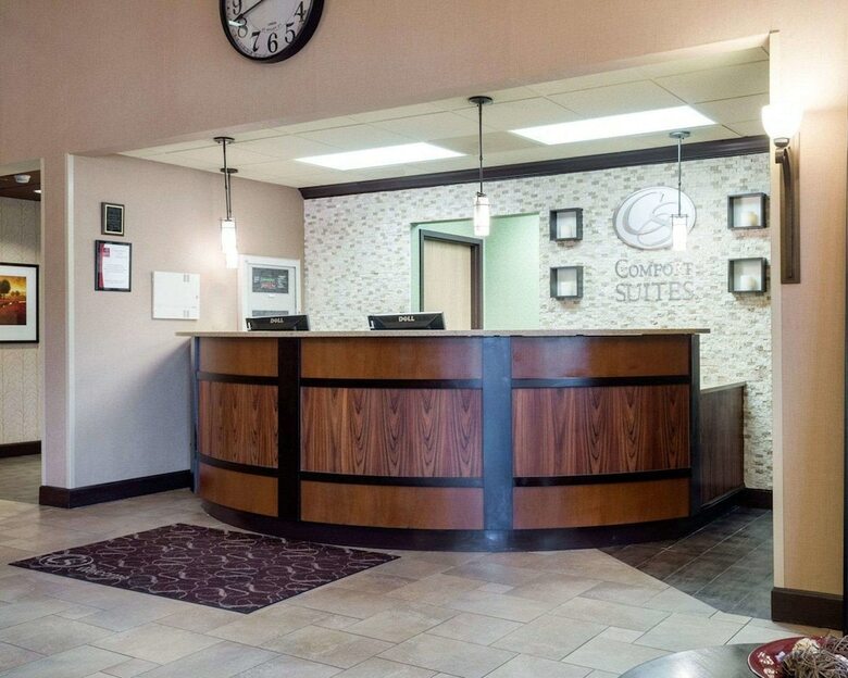 Hotel Comfort Suites Starkville