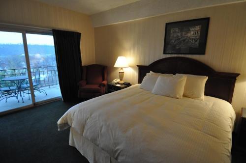 Hotel Hillside Inn