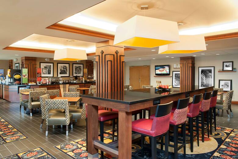 Hotel Hampton Inn Columbus/taylorsville