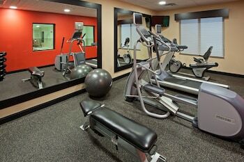 Hotel Holiday Inn Express & Suites Columbus/edinburgh