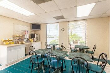 Motel Days Inn & Suites Navarre Conference Center