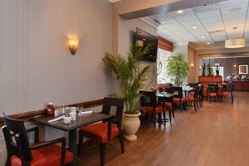 Hotel Holiday Inn New London