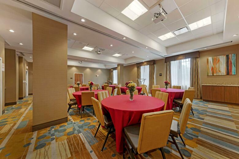 Best Western Plus Kendall Airport Hotel & Suites