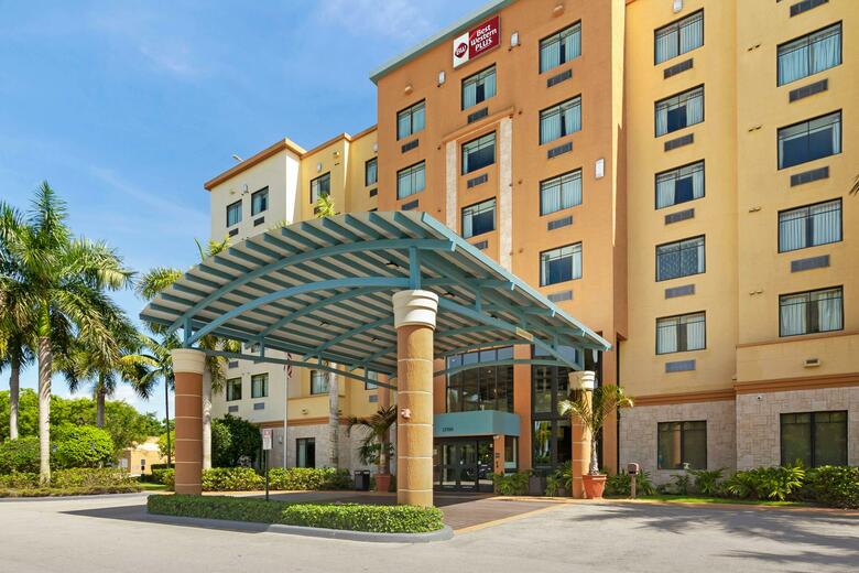 Best Western Plus Kendall Airport Hotel & Suites