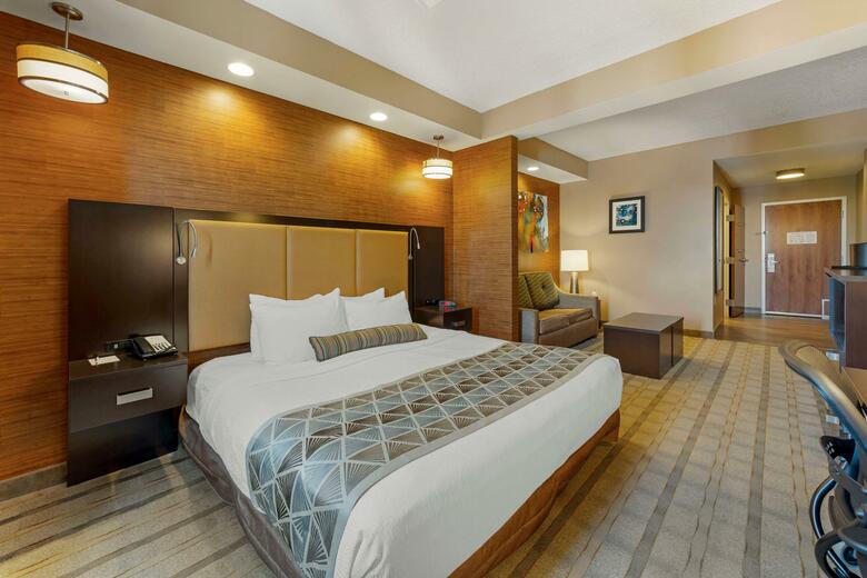 Best Western Plus Kendall Airport Hotel & Suites