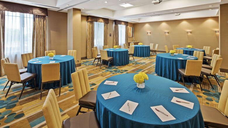 Best Western Plus Kendall Airport Hotel & Suites