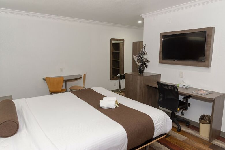Motel Value Inn Bellflower