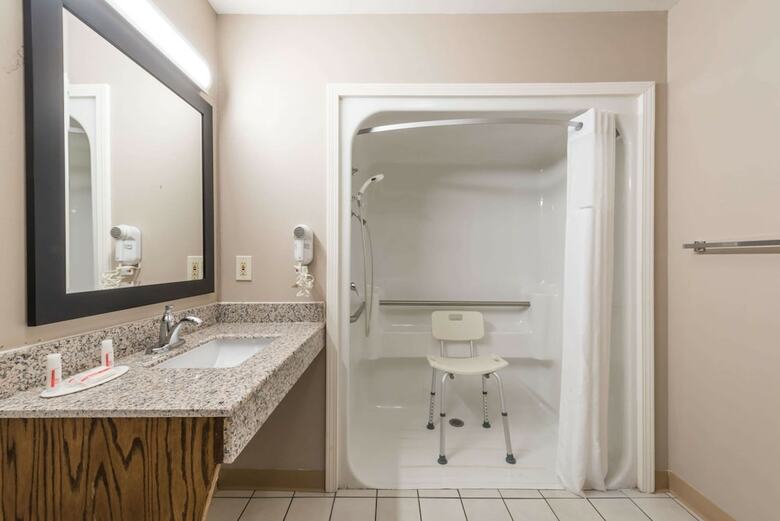 Hotel Baymont Inn & Suites - Alexander City