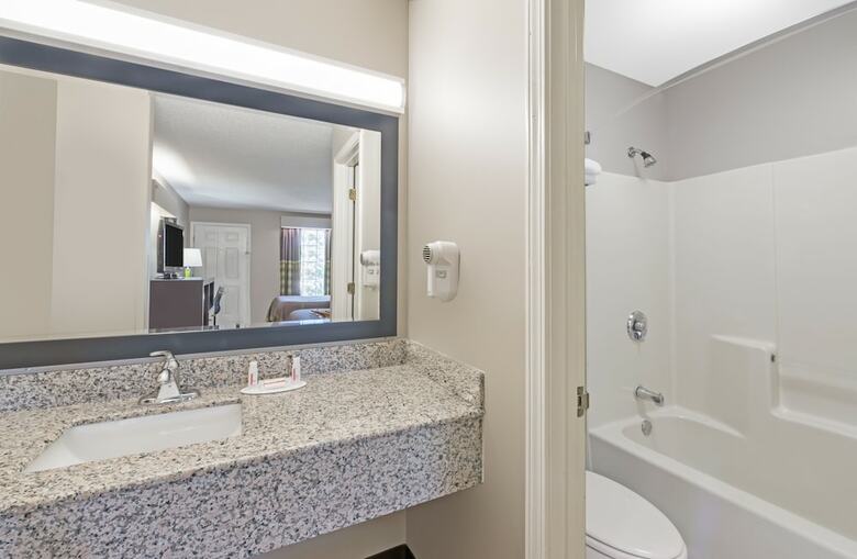 Hotel Baymont Inn & Suites - Alexander City