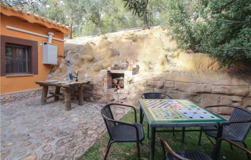 Two-bedroom Holiday Home In Gebas