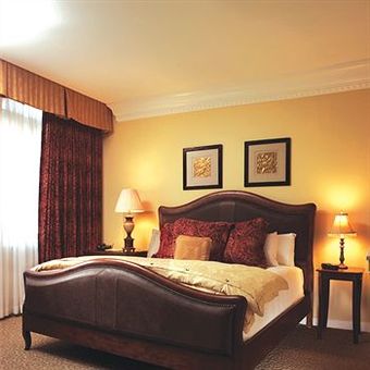 Blennerhassett Hotel