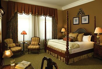 Blennerhassett Hotel