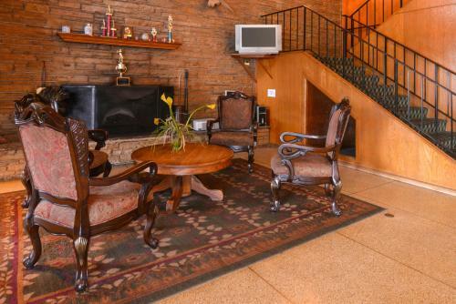 Ranch House Motel