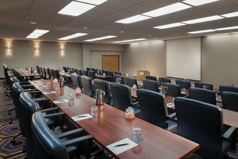 Sheraton Bucks County Hotel